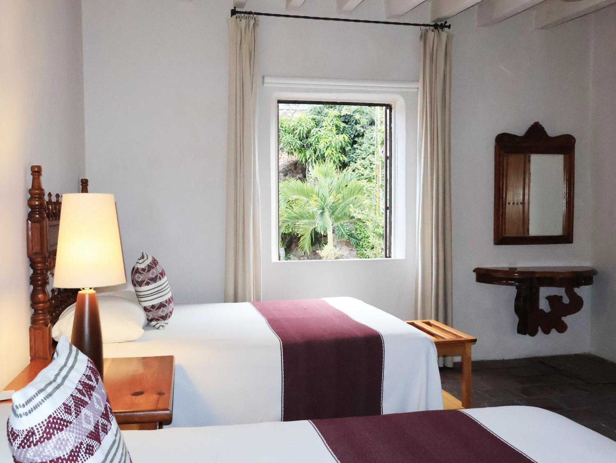 Hotel Los Arcos Taxco de Alarcon Bagian luar foto